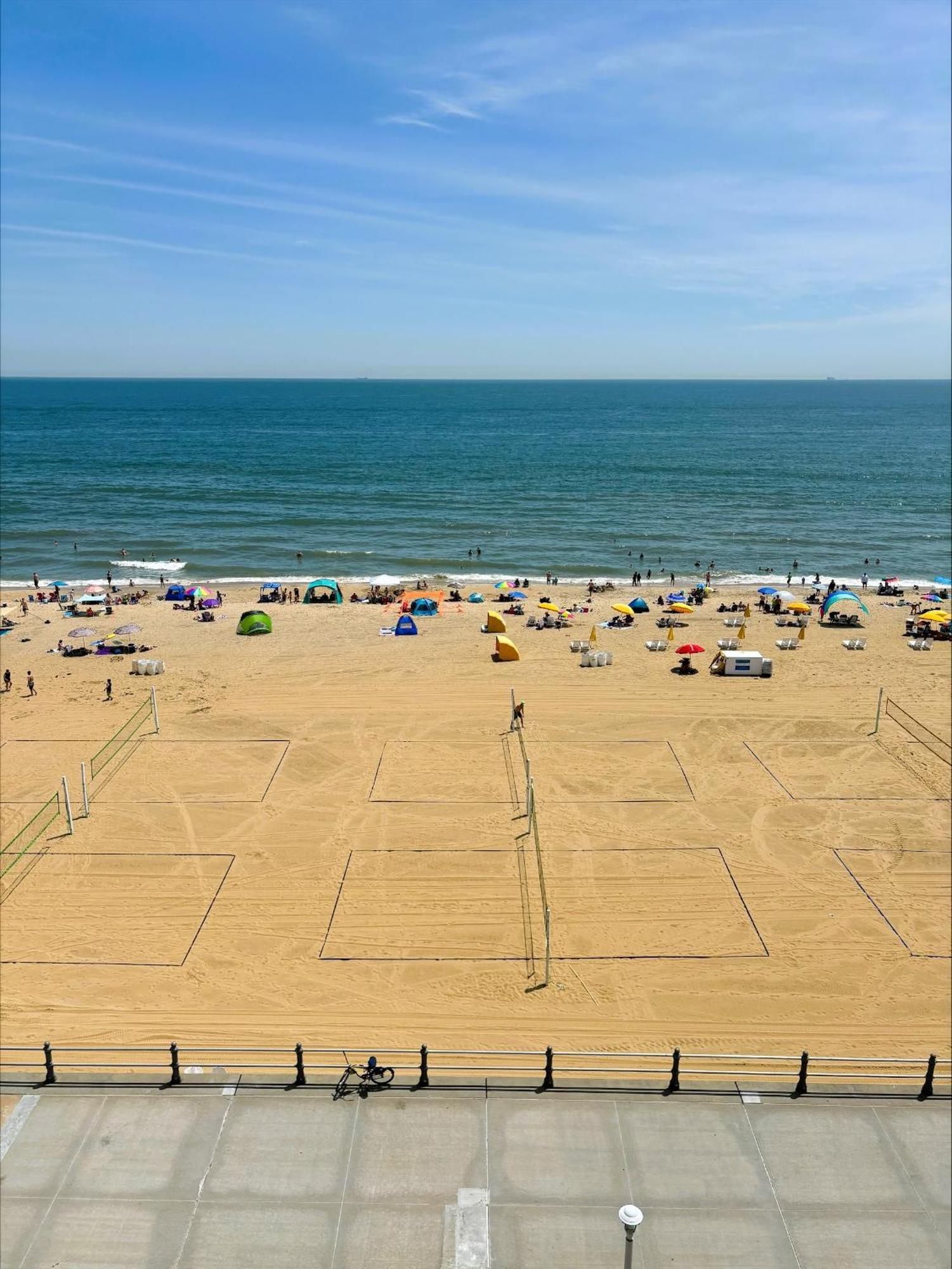 Ferienwohnung Barclay Towers Virginia Beach Exterior foto